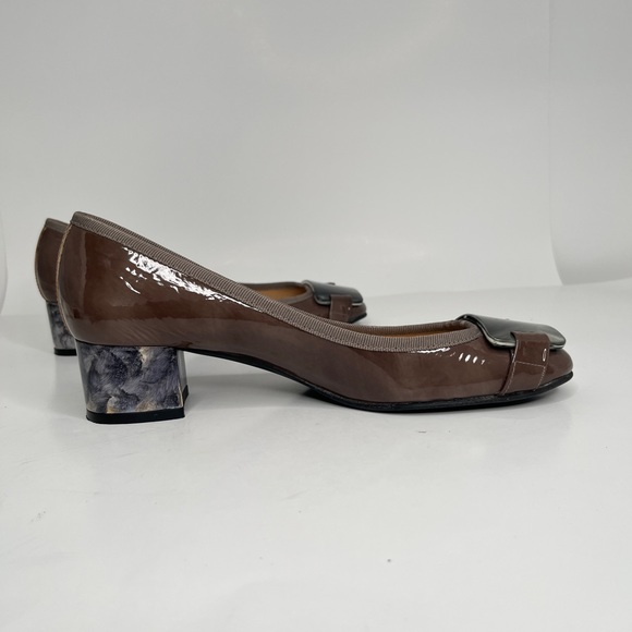 French Sole fs/ny Taupe flats with gray marble detail 7 1/2 B - Picture 3 of 11